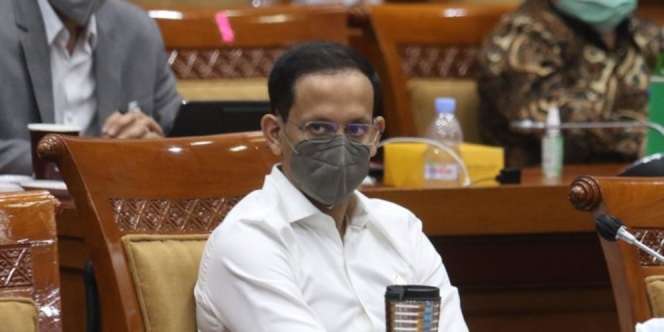Nadiem: Semua Sekolah Harus Siap Tatap Muka