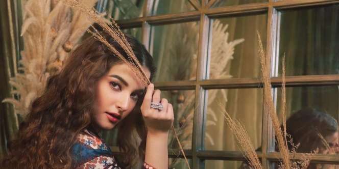 Chic hingga Elegan, Intip Koleksi Dress Tasya Farasya
