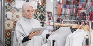 Dulu hanya Dibantu Suami, Kini Punya 45 Karyawan