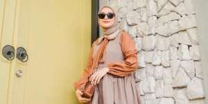 Inspirasi OOTD Kasual untuk Bumil ala Mega Iskanti