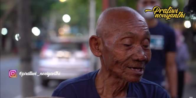 Hidup 7 Tahun di Atas Becak, Simpanan Uang Si Kakek di Balik Jok Bikin Terkejut