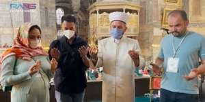Potret Raffi Ahmad & Nagita Slavina Kunjungi Hagia Sophia
