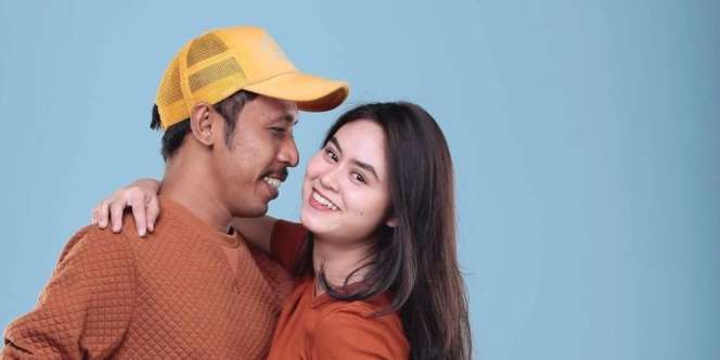 4 Potret Sosok Sebenarnya Istri Asli Mas Purnomo Tukang Ojek Pengkolan