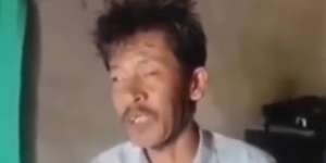 Pilu, Ayah di Lebak Keliling Cari Seragam Bekas untuk Anak