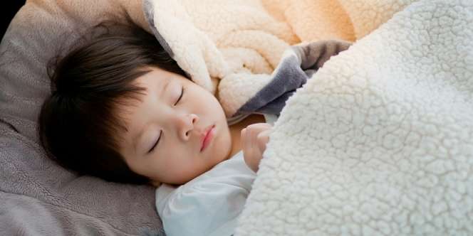 Bantu Si Kecil Tidur Lebih Berkualitas, Ini Sleeping Routine yang Bisa Dilakukan