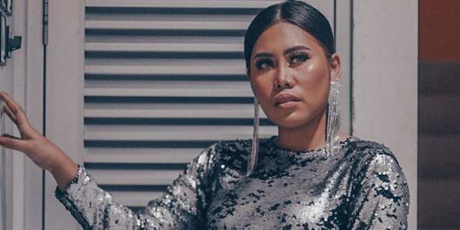 Kampung Halaman Diterjang Banjir, Evi Masamba Cemas