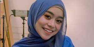 Imut bak ABG, Intip Gaya Lesti Kejora Pakai Vest Warna-warni