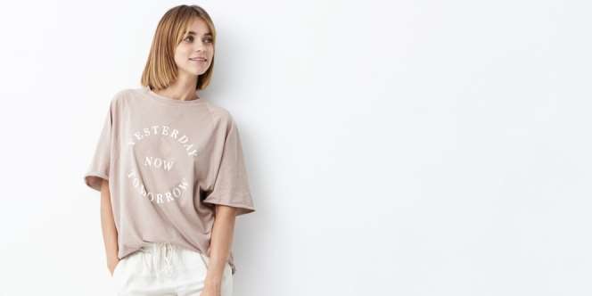 Inspirasi Outfit Kaus Oversized Sesuai Tipe Tubuh