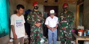 Kala Komandan Kopassus Terketuk Hati Bantu Bapak Pencari Seragam Bekas di Banten