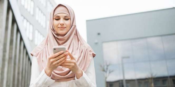 Tak Bisa Lepas dari Ponsel Bisa Jadi Tanda Gangguan Cemas