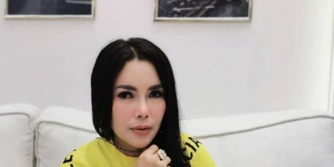 Awal Mula Crazy Rich Surabaya Beli Tas Branded & Tagih Utang Rp 1 M Medina Zein