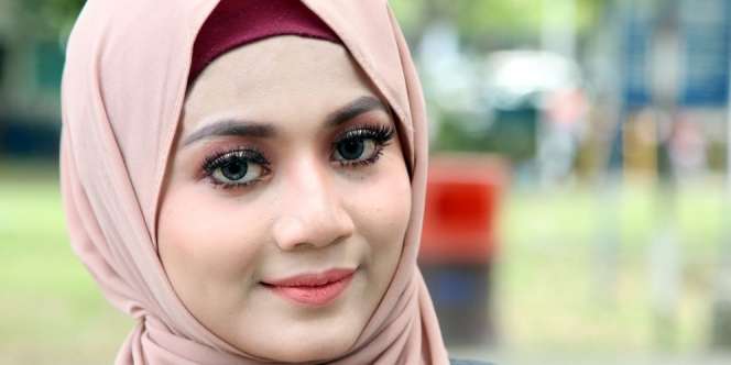 Panjangkan Bulu Mata dengan 3 Bahan Alami, Memang Bisa?