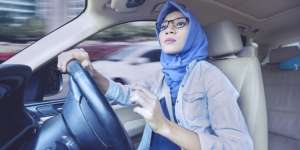 3 Alasan Pengendara Mobil Harus Jaga Jarak, Jangan Cuma Prokes Covid-19 Ya!