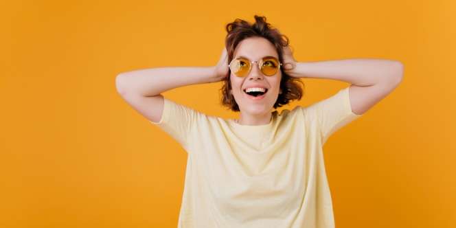 7 Rekomendasi Outfit ala 'Back to School', Bikin Penampilan Lebih Muda!