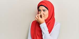 Pipa Bocor Resto Keluarkan Bau Menjijikan, TikToker Ogah Rugi Tetap Lanjut Makan