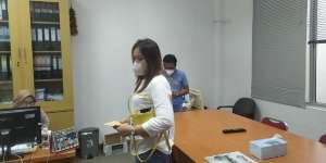 Janda Cantik Tiba-Tiba Datangi Kantor DPRD, Bikin Pengakuan Menghebohkan