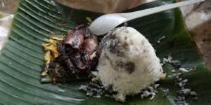 Tergiur Promo Beli Nasi Cumi Lewat Ojol, Pas Datang Isinya Menyedihkan