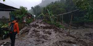 4 Kecamatan di Bogor Dilanda Banjir Bandang, Pesantren Terisolir