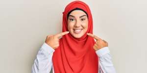 5 Bahan Alami Bantu Hempaskan Warna Bibir Gelap