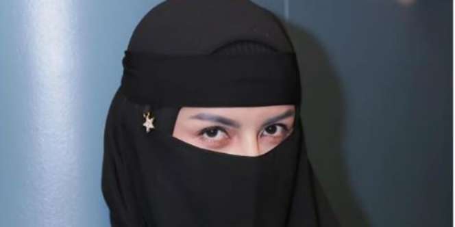 Sebut Rokok Haram, Five Vi Disorot