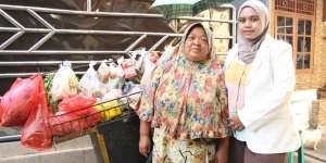 Berkah Zakat, Putri Pedagang Sayur Wujudkan Mimpi Jadi Apoteker