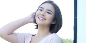 7 Potret Kedekatan Amanda Manopo & Asisten, Hangat Bak Saudara
