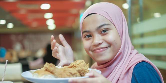 Kenali Dampak Buruk Brutu Ayam dan Cara Mengonsumsinya