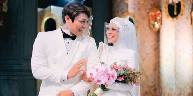 Lesti dan Rizky Billar Pamer Kemesraan, Komentar Anak Iis Dahlia Disorot