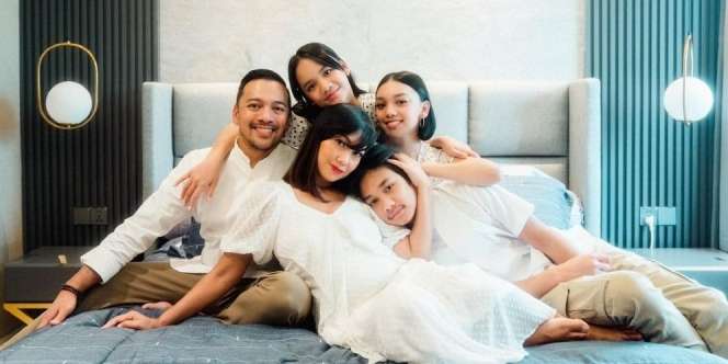 Cara Nola B3 Dukung Bakat dan Mimpi Buah Hatinya