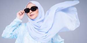 Tutorial Kerudung Pashmina untuk Si Pipi Chubby dan Kacamata