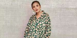 Nindy Ayunda Nenteng Tas Hermes Seharga Rumah