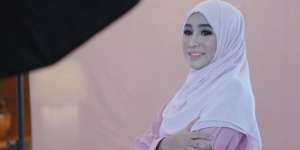 Dulu Melarat Makan Ikan Bekas Kucing, Kini Miliarder Ini Raup Rp25 M per Bulan