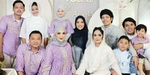 Momen Pengajian 4 Bulanan Kehamilan Aurel, 3 Keluarga Kumpul
