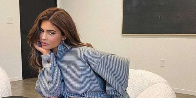 Penampakan Hermes Kuning Kylie Jenner yang Harganya Rp1,6 Miliar