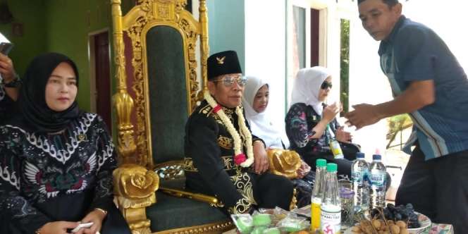 Geger Kerajaan Angling Darma di Pandeglang, Raja Suka Bagi Uang Warga Miskin