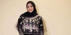 Harga Tas Baru Aurel Rp1 Miliar, Warganet Mau Pingsan
