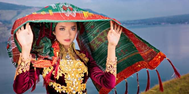 Tantangan Menjaga Eksistensi Kain Ulos Saat Pandemi