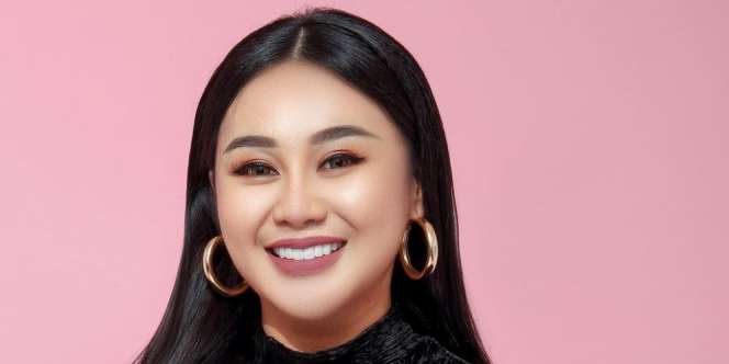 Jatuh Bangun Bisnis 'Malaikat Penyelamat Alis'