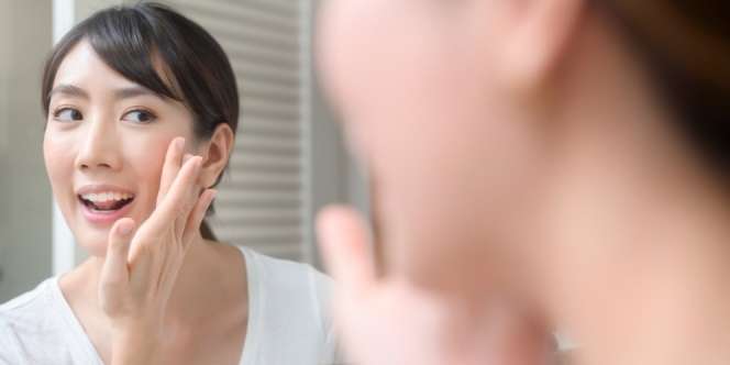 5 Bahan Anti-aging Terbaik, Cek Kandungan Skincare Kamu! 