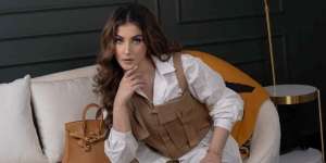 OOTD Tasya Farasya di Sudut Baru Studionya, Harga Tas Kecilnya Mengejutkan
