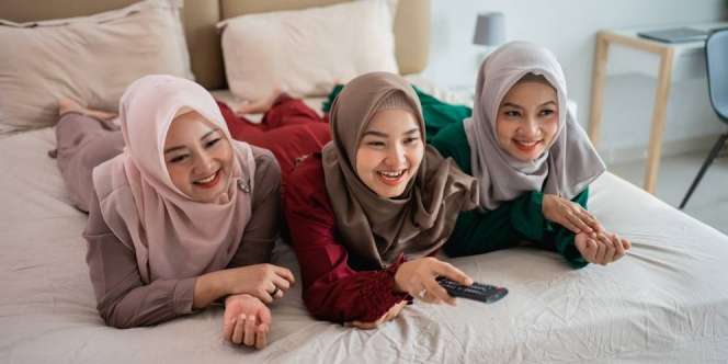 Suka Nonton Drama Korea? Ternyata Bermanfaat Bagi Kesehatan Mental