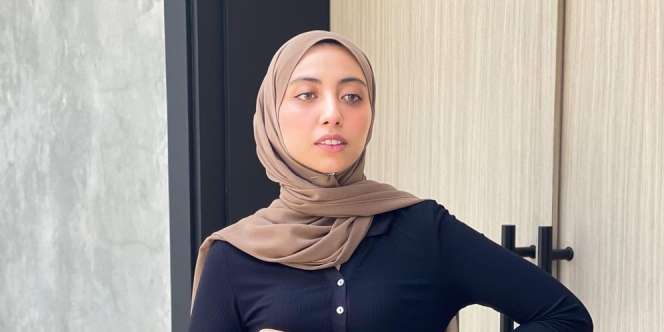 Foto Lepas Hijab Beredar, Vicky Alaydrus Marah Nama Almarhum Anak Diungkit