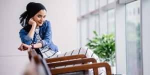 10 Tren Outfit yang Hijabers Harus Tahu Sekarang