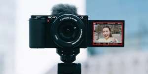 Harga Rp11 Jutaan, Intip Kelebihan Sony Alpha ZV-E10 Khusus Buat Vlogging
