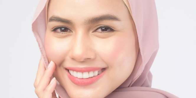 4 Trik Makeup yang Bisa Menyamarkan Pori-Pori Wajah