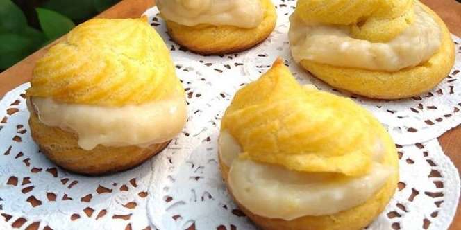 Legitnya Soes dan Bika Ambon untuk Camilan Sore, Pesan Yuk!
