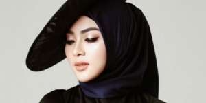 6 Potret Lawas Syahrini Jadi Biduan Bareng Adik