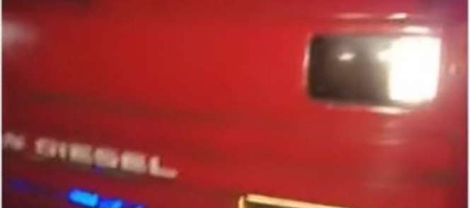 Bikin Merinding, Sopir Truk Cari Sumber Suara Kucing