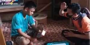 Begini Nasib Putra Setelah Viral Tak Punya HP dan Pakai Tas Kresek