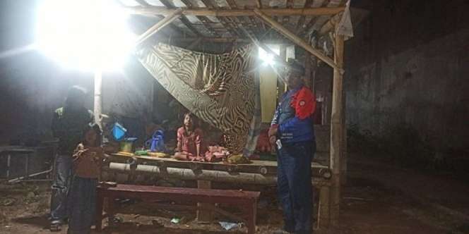 Kisah Pilu Solehuddin dan Dua Anaknya, Setahun Tinggal di Pos Kamling Dekat Kantor Bupati Tak Tersentuh Bansos